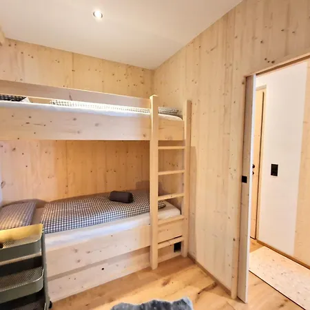 Schanzlbichl-3 By Interhome Appartement